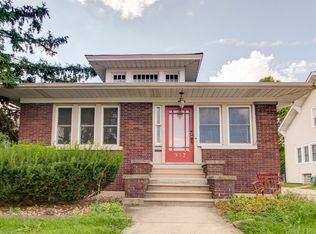 917 Oakland Ave, Joliet, IL 60435