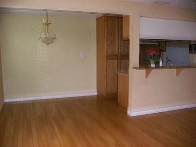 2nd image of 4533 Palm Ave APT 2