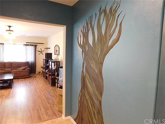 3rd image of 34113 Hillside Dr