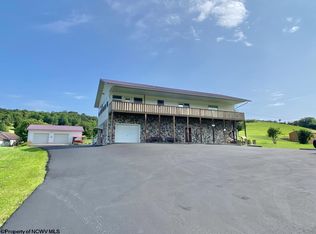 962 Stony Run Rd, Buckhannon, WV 26201