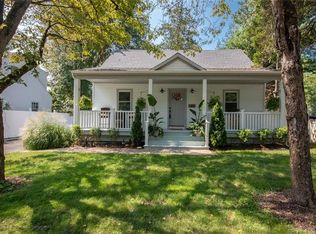 143 Hulls Hwy, Southport, CT 06890