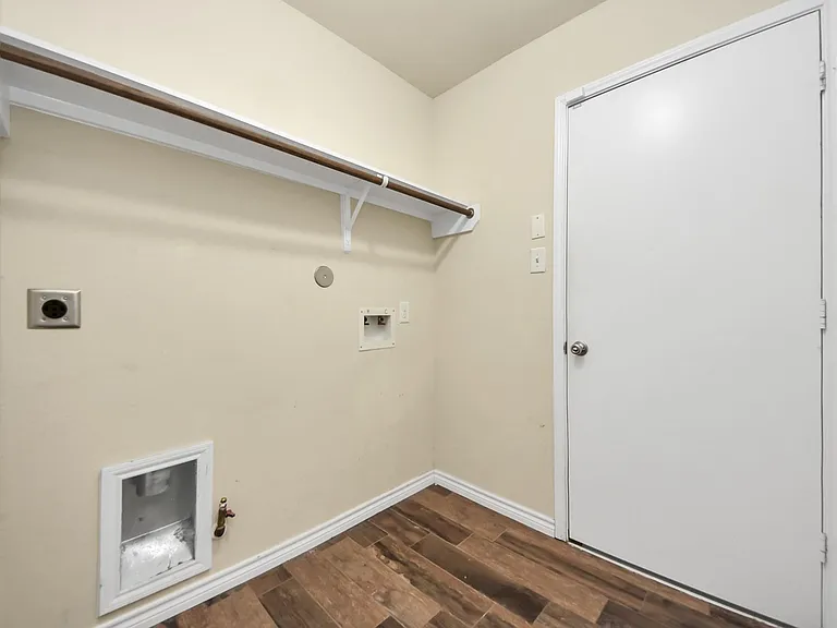 3226 View Valley Trl — Photo 33