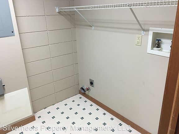 5th image of 106 Alta St APT F2