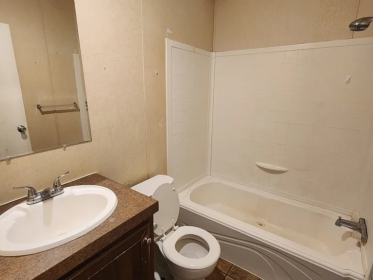 18561 County Road 1500 #3 — Photo 9
