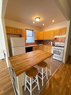 4th image of 7118 Narrows Ave #2