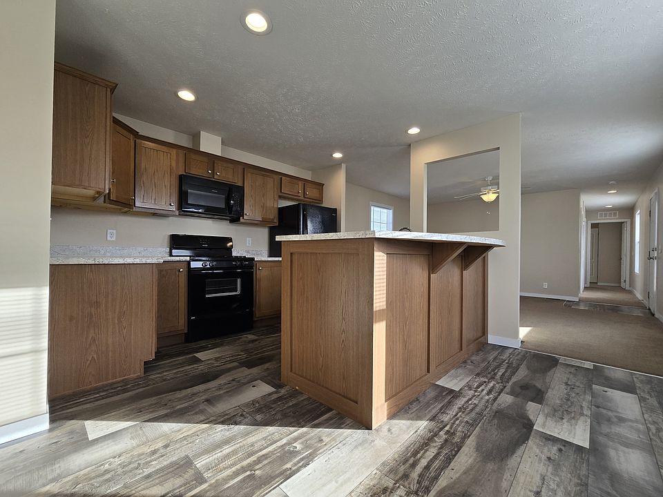 1st image of 7204 E Grand River Ave #353