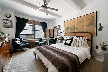 433 West 34th Street, #2B