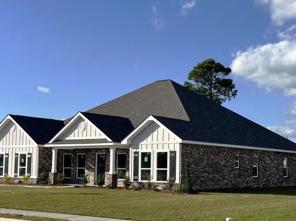 6616 Palm Pointe Dr, Ocean Springs, MS 39564