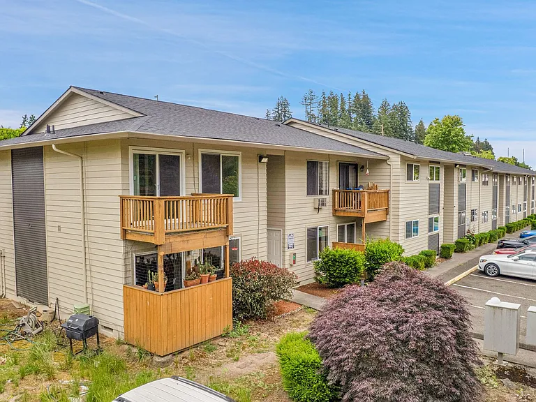 10900 SW Gaarde St — Photo 15