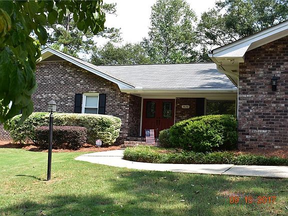2nd image of 3626 Clubhouse Ln SE