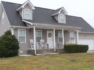 121 Melrose Ln, Cadiz, KY 42211