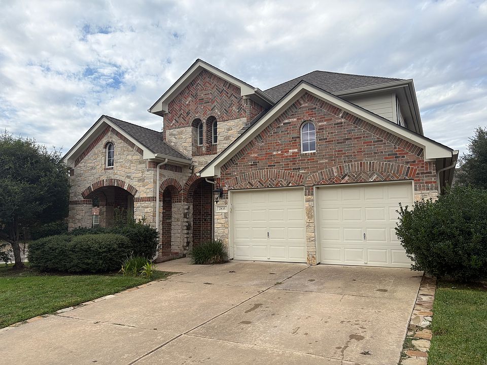 1st image of 2835 Plantation Dr