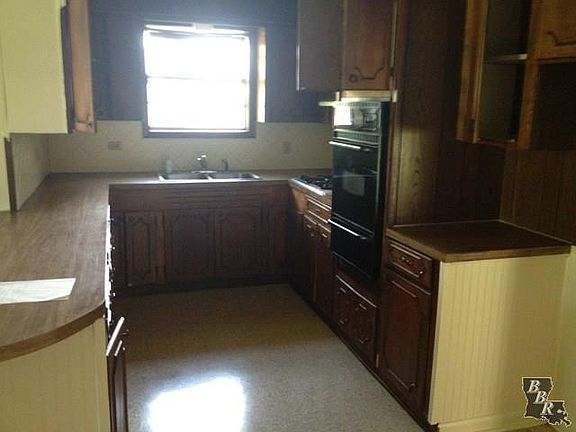 4th image of 206 Donald Dr