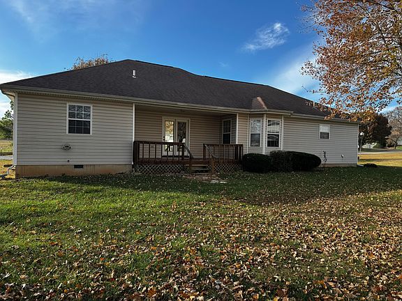 4th image of 1916 Meadowbrook Drive