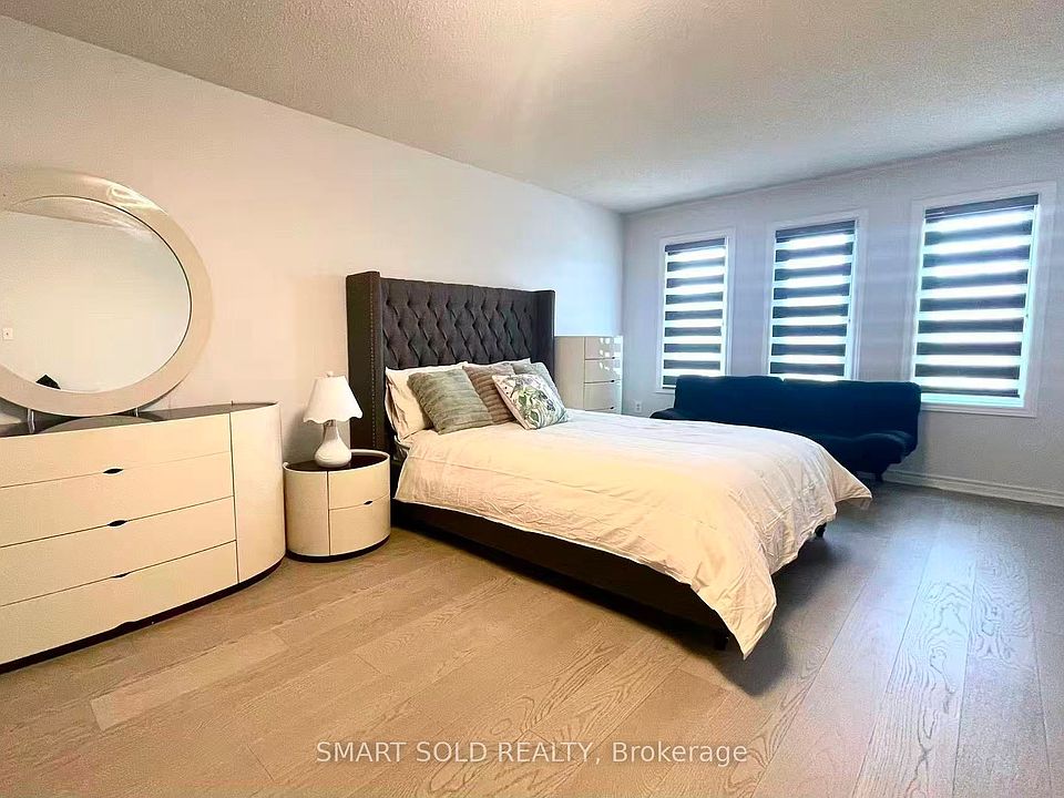 1st image of 36 Caldbeck Ave