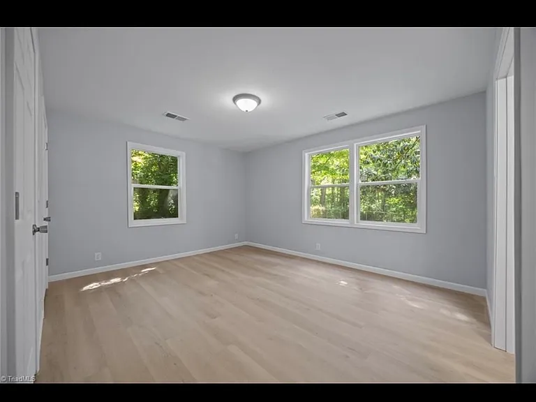 728 W Banner Ave — Photo 11