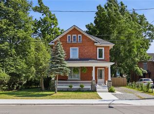 41 Maple Ave, Welland, ON L3C 5E9