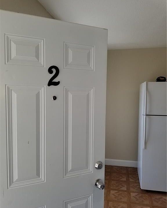 1st image of 1013 7th St #2