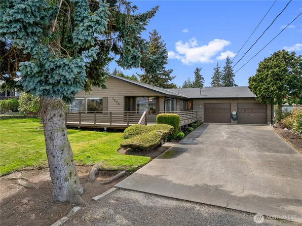 1874 Edgewood Drive, Camano Island, WA 98282