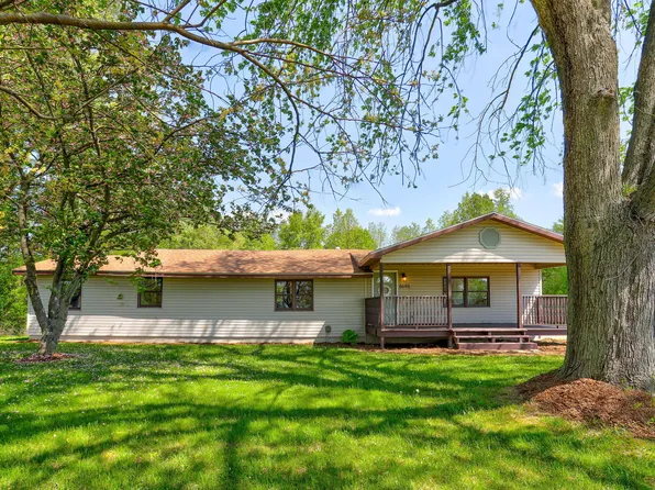 6643 109th Ave, South Haven, MI 49090