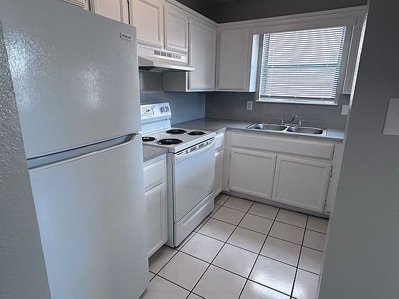 5th image of 2412 W Elisa Ln #11181322