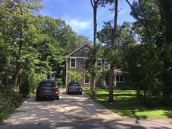2nd image of 38 Lincoln St