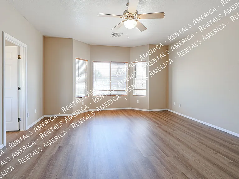 11925 W Jefferson St — Photo 19