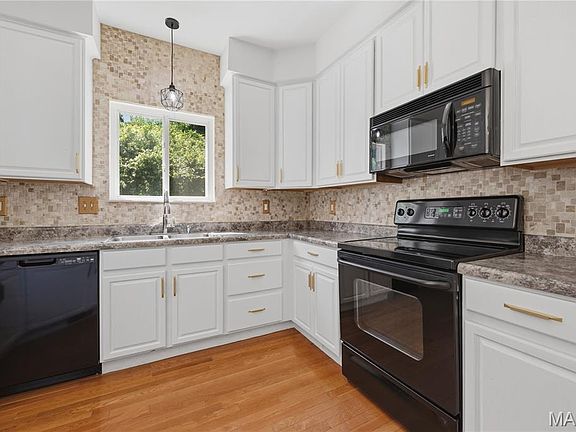 4th image of 265 Montclair Tower Dr