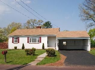 513 Port Indian Rd, Norristown, PA 19403