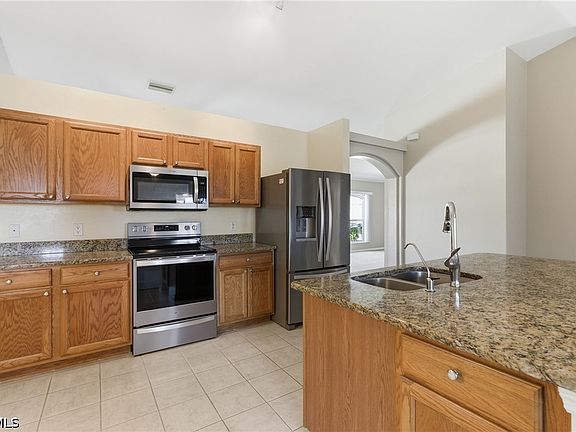 5th image of 1206 NW 22nd Ave