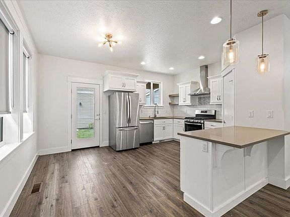Dining Area off Kitchen