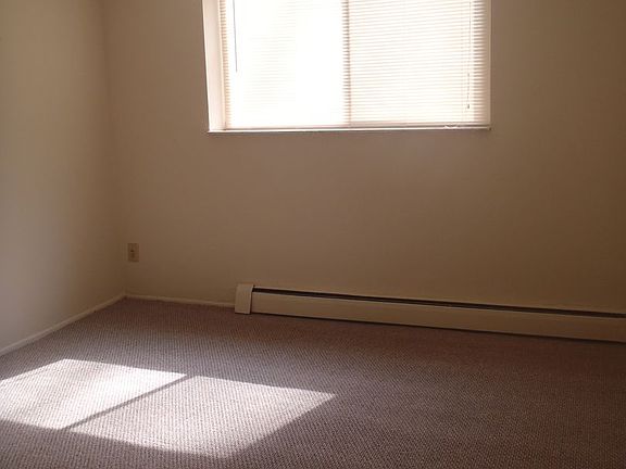 4th image of 3051 Marshall Ave #3060-104