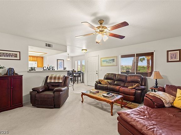4th image of 382 Colleen Ct Unit A