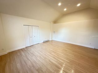30 Victory St #11, Stamford, CT 06902