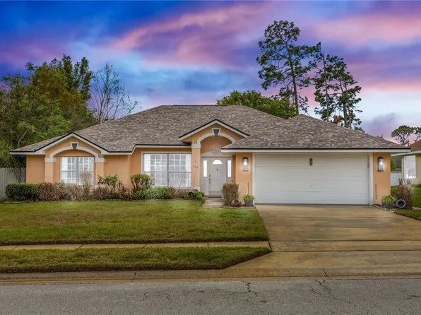 105 Breezewood Dr, Debary, FL 32713