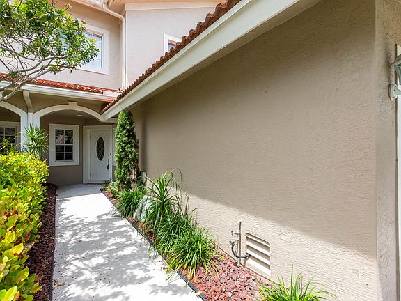 2nd image of 12764 Westhampton Cir