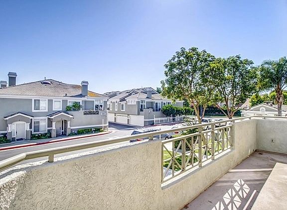 5th image of 695 Azure Ln Unit 6