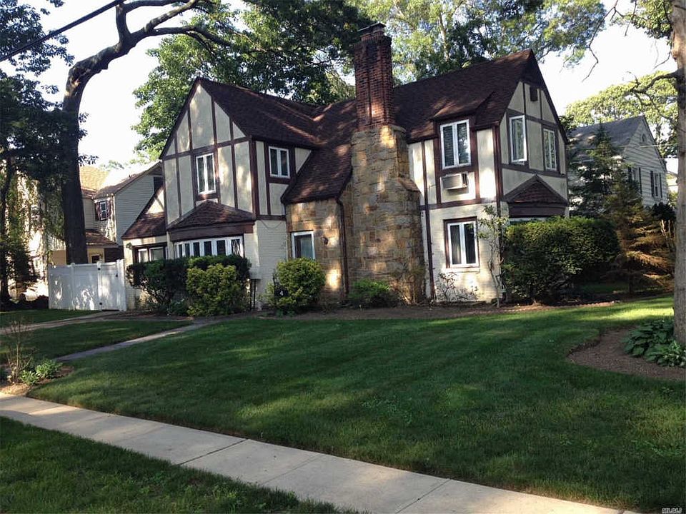 1st image of 4 Midwood Pl
