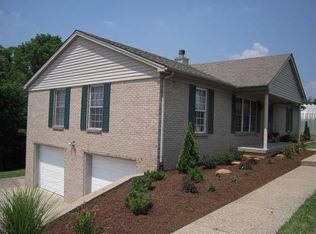 6 Evelyn Ridge Rd, Smithfield, KY 40068