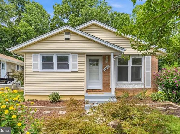 12819 Greenhall Dr, Woodbridge, VA 22192