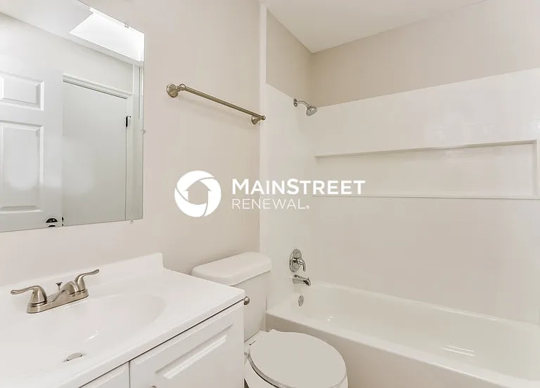 2042 Garwood Dr — Photo 9
