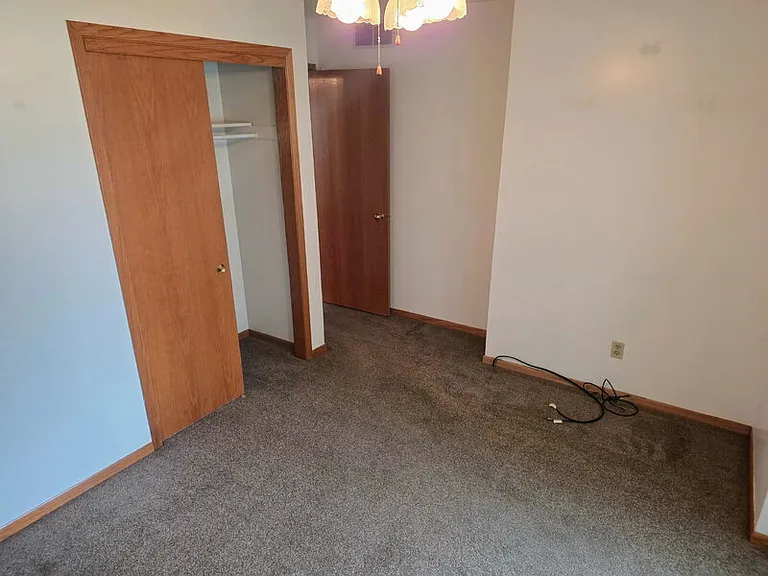 5310 Brookview Dr — Photo 20