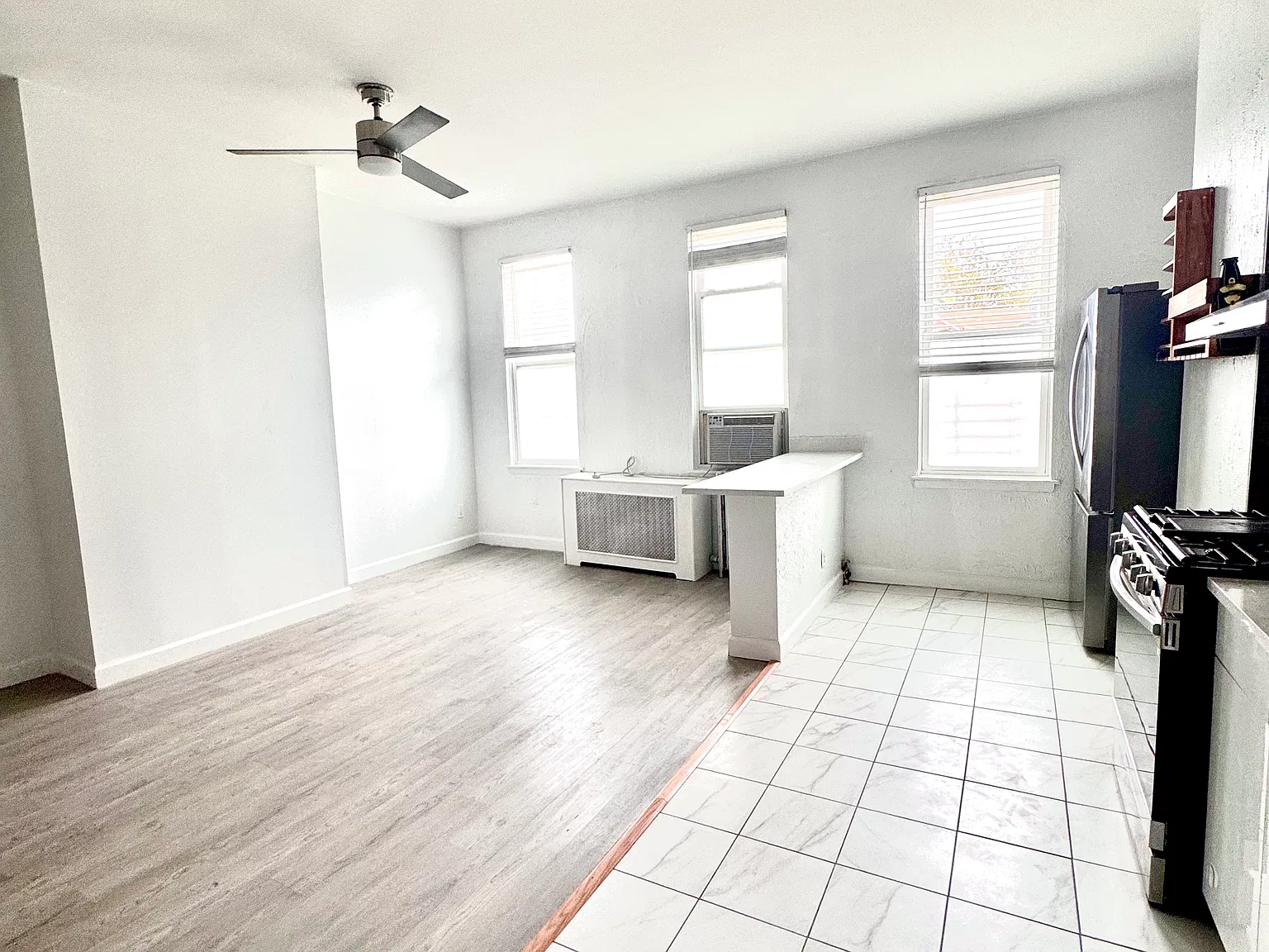 5337 72nd Pl — Photo 2