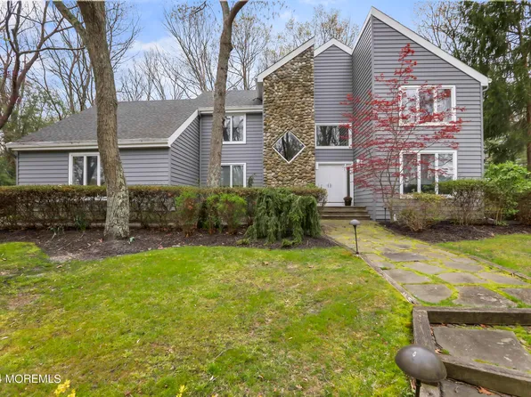 18 Malke Drive, Ocean Twp, NJ 07712