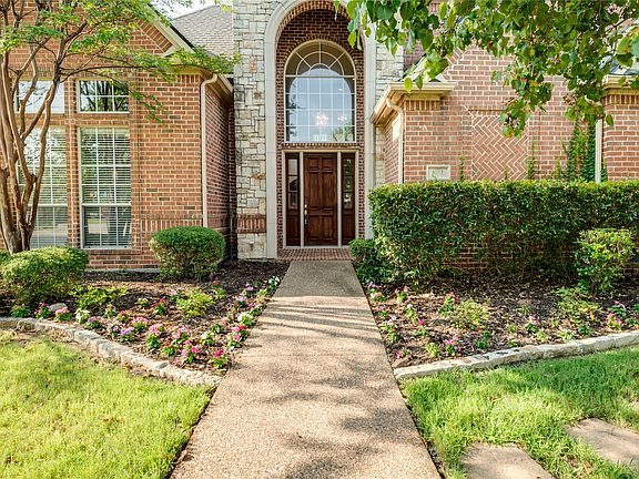 4th image of 2617 Napier Ln