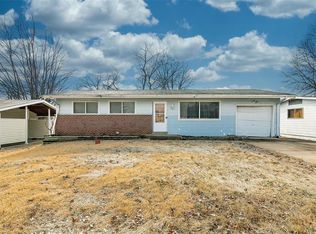 1752 Hudson Rd, Saint Louis, MO 63136