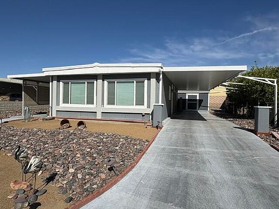 2nd image of 38910 Desert Greens Dr