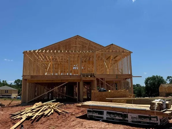 1007 Ripplewood Cir, Chandler, TX 75758