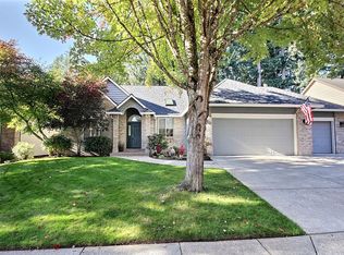 17960 SW Frederick Ln, Sherwood, OR 97140