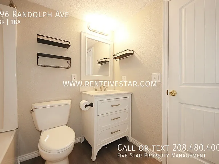 596 Randolph Ave — Photo 8